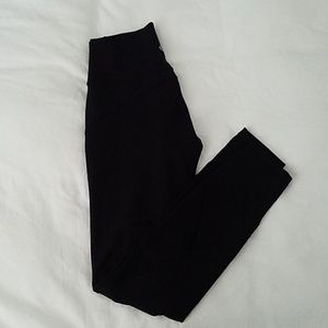 lululemon DARK PLUM in movement pant sz 4